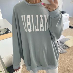 oversized malibu crewneck